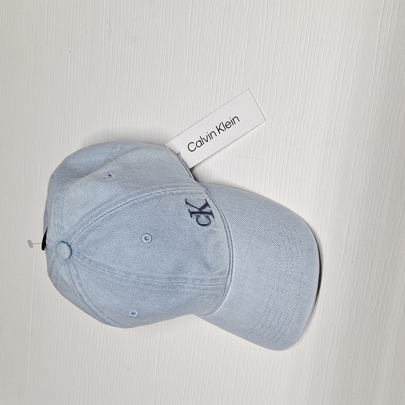 New Calvin Klein cap - Picture 1 of 6